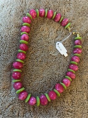 Bead necklace. NWT